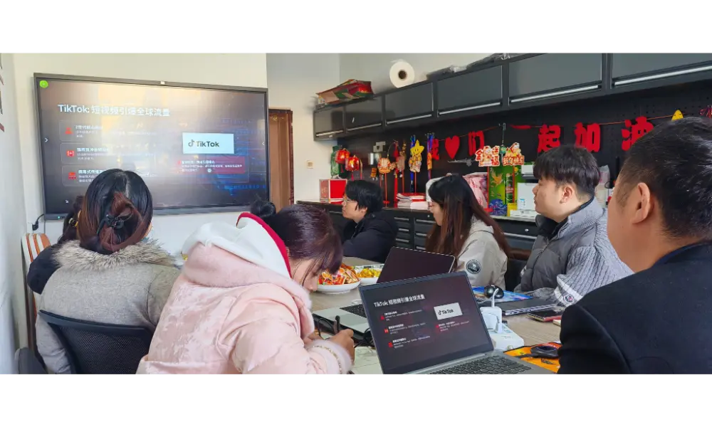 Çin Yeni ilini Power Tower Solutions ilə qarşılayır